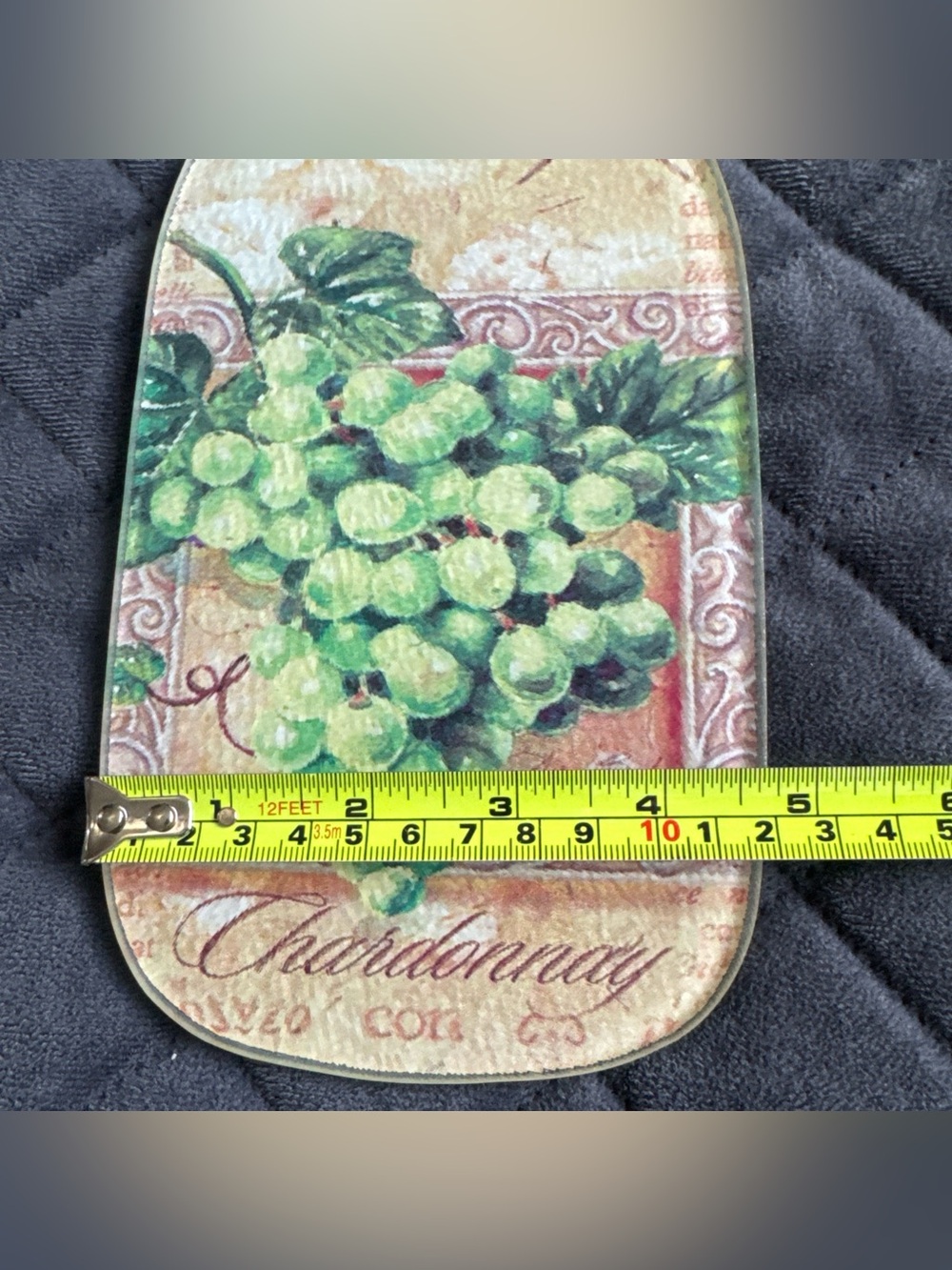 Chardonnay Grape Wall Plaque - Green Accent Home Wall Decor